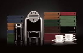 Nel frattempo la nostra lista dei canali contiene quasi 200 canali. Nespresso Machine On Behance