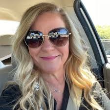 DeeDee Harris (@DeeDeeHarris23)