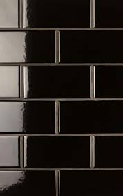 Schwarz.ein schwarzer bodenbelag aus keramik oder feinsteinzeug bringt die formen und farben der wände, möbel und einrichtungsaccessoires zur geltung. Pin Auf Badezimmer