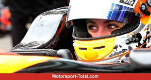 Fahre ein richtiges formel 1 auto! 2018 Das Jahr In Dem Die Rolle Der Frau Im Motorsport Neu Definiert Wird