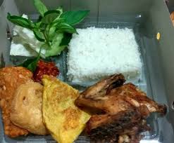 Dan tentunya dengan kualitas bahan makan yang terjamin. Nasi Box Semarang Home Facebook