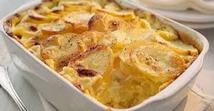 Gratin Dauphinois Facon Cyril Lignac Recette En 2020 Gratin Dauphinois Cyril Lignac Recette Gratin Dauphinois Gratin Dauphinois