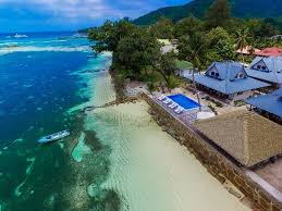 It is a single coral island 11.6 km 2 (4.5 sq mi) in area. The Best La Digue Island Vacation Packages 2021 Tripadvisor