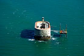 Découvrez l'escape game fort boyard et vivez l'expérience du fort ici : Fort Boyard Landmark In Near Ile De Aix Poitou Charentes France Landmark Reviews Phone Number Marinas Com