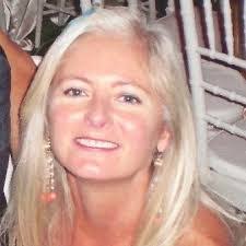 Leanne Hedrick's Instagram, Twitter & Facebook