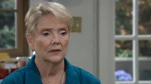 Ronnie attempts to make peace with Tracy... to mixed results.  #GeneralHospital