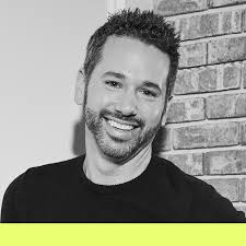 How To Remove Gel Nail Polish At Home, Per Experts