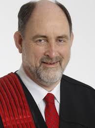 Family court bomings, Leonard Warwick: Bomb found outside lawyers home