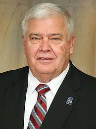 Superintendent says he could seek job he has kept unfilled