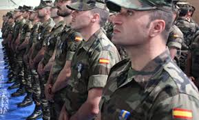 El teniente Luis Gonzalo Segura pide al rey Felipe VI que impulse reformas  en el Ejército