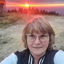 케이틀린 클라크의 생일 중 가장 미친 부분은 그녀가 뛰는 리그, 그녀의 생일을 축하하지도 않았다는 것이다! 아무도 WNBA를 시청하지  않는 가장 큰 이유! 그들은 그들의 최고의 선수를 존중하지 않기 때문에!!! @wnba, 대신 난