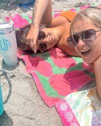 AVA COMBS (@ava.combs) • Instagram photos and videos