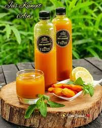 Rahasia si kuning kunyit, obat berbagai penyakit rumpi mengenang dr.ryan thamrin presenter dr.oz. Jus Kunyit Food Photography Hot Sauce Bottles Jus