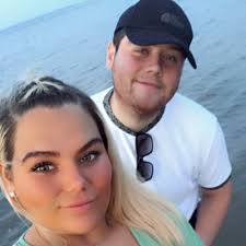 Brandon Butts🌞🌴 (@Brandbutts69)