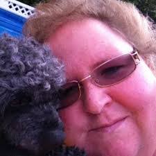 Lisa Mcelwee's Instagram, Twitter & Facebook