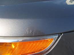 On my 2009 2dr all the door hinges bubbled and both hood hinges too. 2013 Ford Explorer Paint On Hood Bubbling Around Perimeter Carcomplaints Com