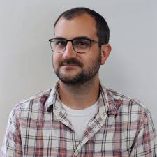 Anyone's cat? Seems really friendly was just hanging out by Cushman and  Bailey.