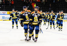 Här samlar vi alla artiklar om hockeyallsvenskan. Happy Ssk Players After They Won The Ice Hockey Match With 3 2 In Hockeyallsvenskan Between Ssk And Modo Editorial Stock Image Image Of Goalkeeper Hockey 87312619