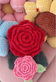 NO-SEW ROSE PILLOW FREE PATTERN IS OUT NOW! 🌹 I’m so excited to bring you  the next flower in my flower pillow series, the rose! This rose pillow is  huge and cozy & is completely no-sew! I also filmed ...