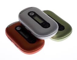 Motorola PEBL U6 in White, Orange, and ...