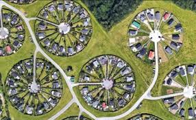 According to henry, the design is based on the layout of typical scandinavian villages that. Brondby Garden City Archives Utazomajom