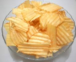 Keripik singkong merupakan makan ringan yang terbuat dari olahan singkong yang diiris tipis kemudian digoreng. 4 Cara Membuat Keripik Singkong Dengan Hasil Yang Berkualitas Dan Higienis