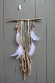 Attrape Reves Dreamcatcher Mobile Avec Plumes Perles Rubans Et Bois Flotte Creations Artisanales En Bois Flottant Capteurs De Reves Craft