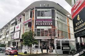 Syafiqahhashimxoxo d yana boutique grand opening at bangi sentral. Syurga Fesyen Bangi Masih Lengang