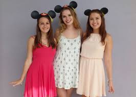 The documentary followed the lives of six students who studied at st hilda's. Dcp Roommates International College Program Darling Disney Duo