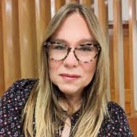 Courtney Diffenderfer's Instagram, Twitter & Facebook