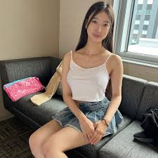 FC2 PPV 4575585 — 990 Points Until 1215♡ First Shoot ※ Natural G Cup Moa