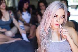 Résultat de recherche d'images pour "suicide girls"