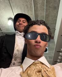 Darien Santos (@dariensantosofficial) • Instagram photos and videos