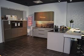 Kuchen Im Abverkauf Bei Pfiff Mobel Einbaukuche Kuche Kuchen