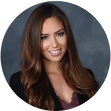 Michelle Armbruster's Instagram, Twitter & Facebook