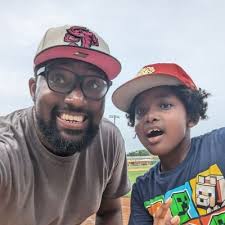 Emmett (@schultz_emmett)