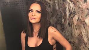 Artista a aparut, joi dimineata, la antena stars cu un nou look. Andreea Antonescu A DivorÈ›at In Secret È™i Acum ExplicÄƒ De Ce È™tiri Un Site De Muzica