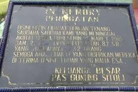 Kepulauan nias kerap dianggap sebagai surga tersembunyi di sumatera utara. Etnis Tionghoa Berziarah Ke Kubur Dan Mengenang 11 Tahun Gempa Nias