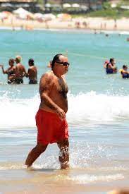 Maybe you would like to learn more about one of these? Tony Ramos Curte Ferias Em Buzios Com A Mulher Lidiane Famosos Extra Online