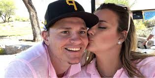 Ryan Ewing and Johnnie Ewing's Wedding Website