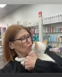 Debbe Guntermann Eggleston (@fashion_thats_so_debbe) • Instagram photos and  videos