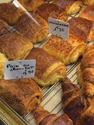 On vous offre un sac en cuir recyclé signé nat & nin. Finalement Je Vais Prendre Un Pain Au Chocolat