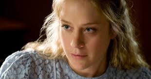 Ellen Borden's Instagram, Twitter & Facebook