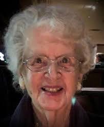 Ariel Chambers's Instagram, Twitter & Facebook