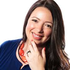 lynn lawless (@lynnie_)