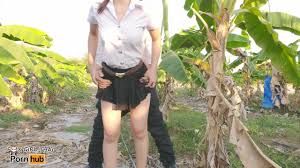 4k thai teen Fucking a student in a banana garden. จอดรถแวะข้างทาง  พานักศึกษาไปเย็ดในป่ากล้วย