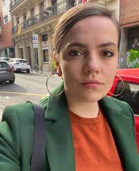 New coat justifies a selfie