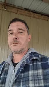 Buck Sloan's Instagram, Twitter & Facebook