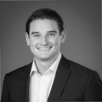 Luke Davenport's Instagram, Twitter & Facebook