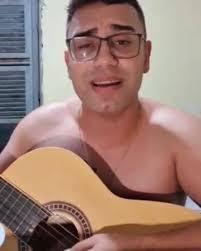 Essa aqui é " a pedidos" espero que gostem! Cover dessa canção que é um  murro no peito "facas" de Diego e Victor Hugo e Bruno e Marrone. Uma ótima  semana para todos e descrevam nos comentários o que ...